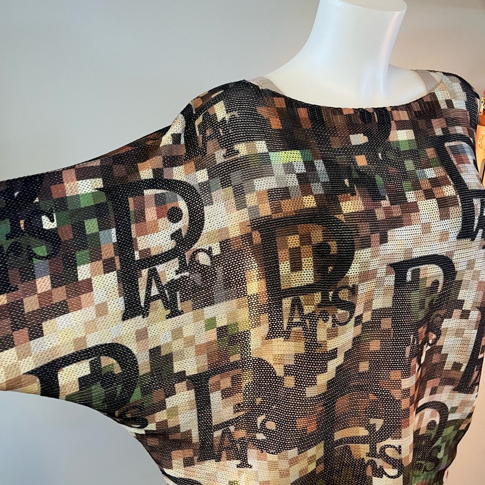 Lightweight sweater - Paris words - Picture 4 of 8